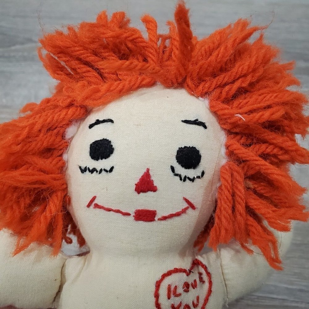Vintage Raggedy Ann 11 inch Cloth Doll Hand Sewn Floral Dress and Apron - Picture 8 of 10